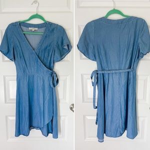 Loft denim wrap dress - sz. 4